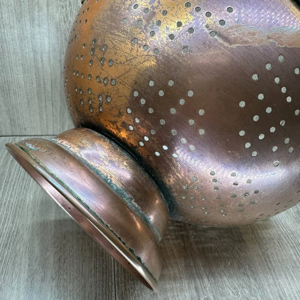 Vintage Solid Copper Colander Made in Korea w/ Brass Handles Wide Flare Patina - Picture 5 of 12